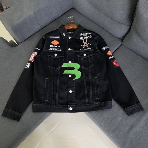 Balenciaga Gamer Denim Jacket Replica Black 664810TBP471055