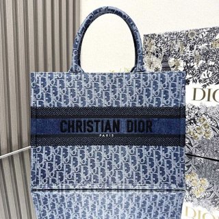 A nice Dior bag, grade n, medium denim oblique ded17998