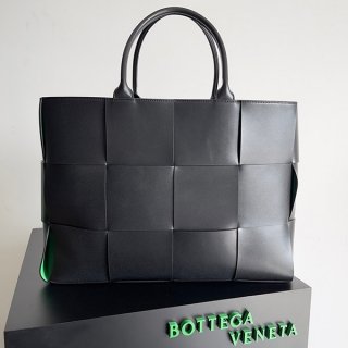 ★Japan!! Popular! Bottega Veneta The Arco Intrecciato Leather Tote Fake bog68105