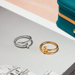 Competition for Cartier Replica Juste un Clou Ring Small kaw52009