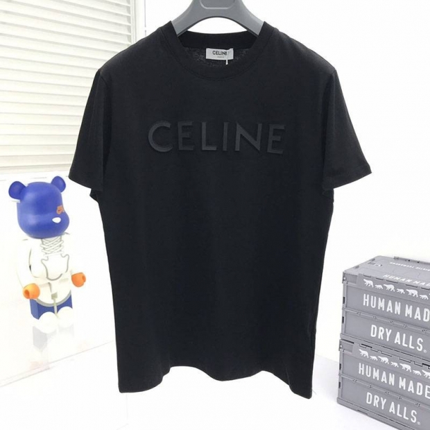 Very popular! Replica Celine loose T-shirt in cotton and black Cer62947