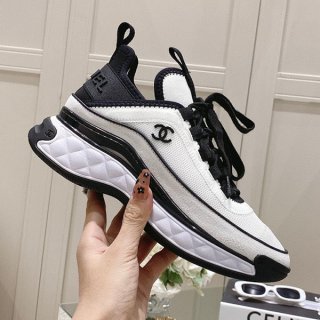 Very popular!! Chanel replica suede velvet platform sneakers with CC logo shm06852