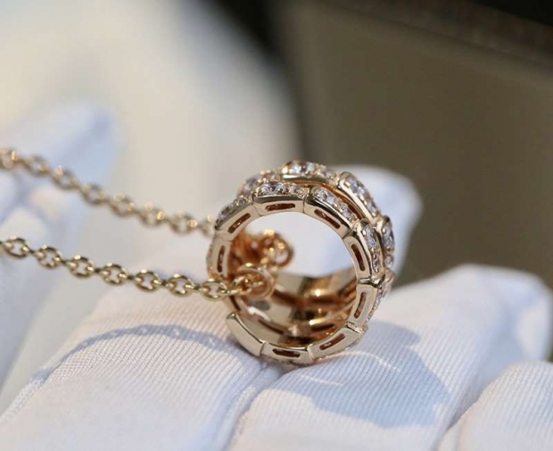 Cute, first come first served? Bulgari Serpenti Necklace Replica Grade N S330 But67208