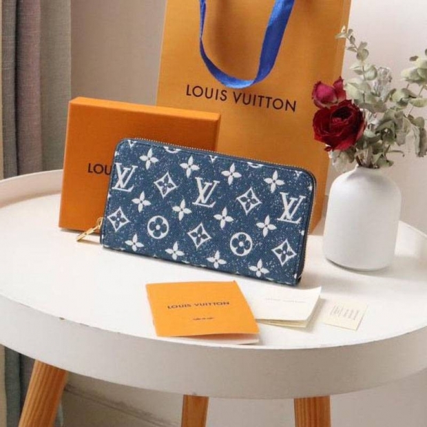 ★Japan!! Popular! Louis Vuitton Zippy Wallet Replica M81226