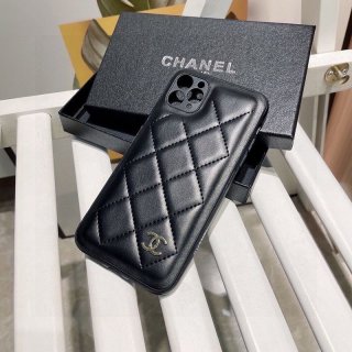 Eye-catching color Chanel smartphone case iPhone11/12/13 case replica shi85496