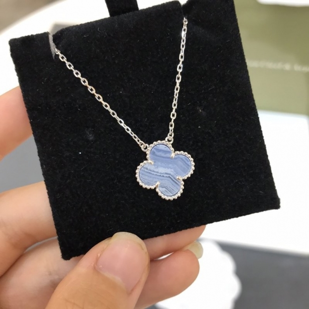 Rare Van Cleef & Arpels Vintage Alhambra Pendant Replica VCARD34900