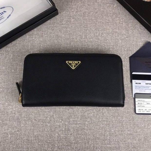 Eye-catching color Prada zippered wallet Long wallet Replica N grade puk13864