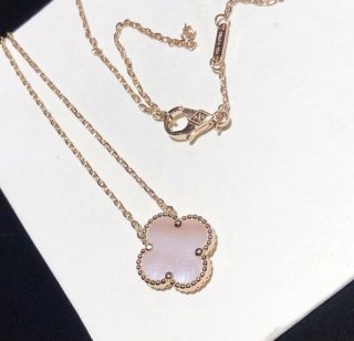 New sale Van Cleef & Arpels Vintage Alhambra replica pendant vat63210