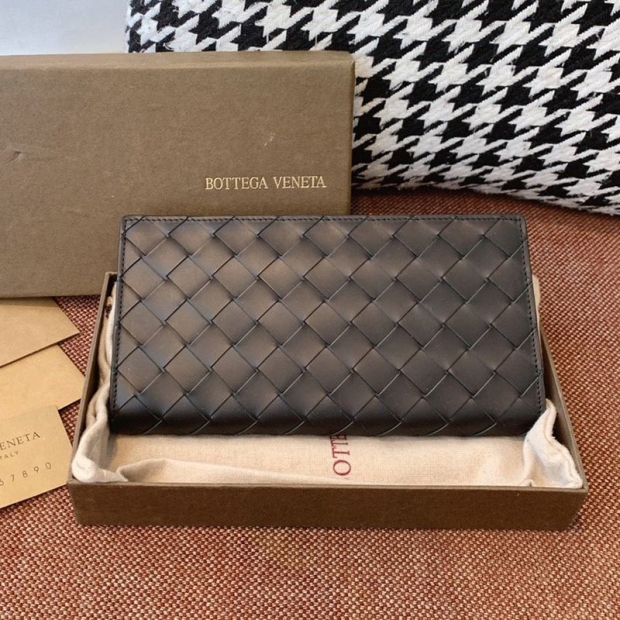 21AW new Bottega Veneta zip around wallet fake boh16510