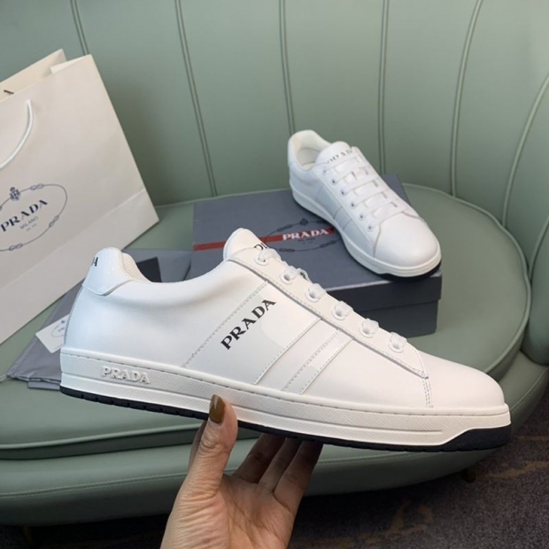 Prada Men's Leather Sneakers Not Available in Japan Replica Shoes pua67040