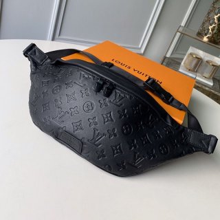 New Louis Vuitton Shoulder Bag Replica Men's Discovery Bumbag M44388