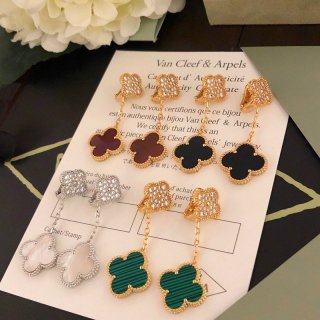 Tracked shipping [Van Cleef & Arpels] Magic Alhambra earrings/pierced earrings fake vae35269