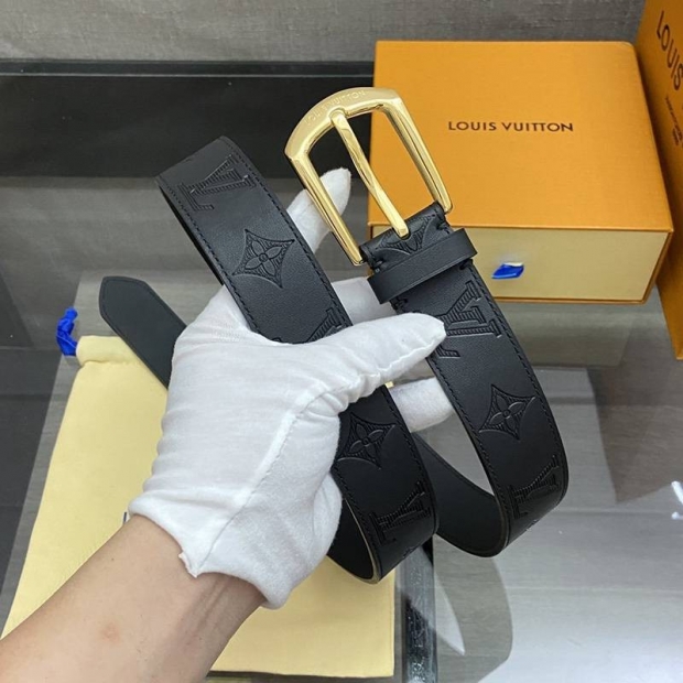 Very popular worldwide? Louis Vuitton replica Santur? Slender 35MM reversible belt vui62193