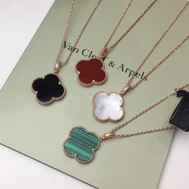Sold out ★ Van Cleef & Arpels ★ Vintage Alhambra replica ★ Pendant vag04070