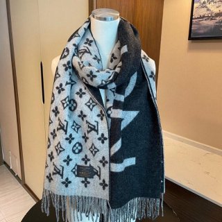 Rare "Warm and Relaxed?" Louis Vuitton Split Scarf Copy M70924