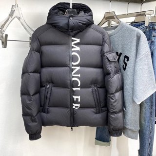 Moncler Men's Down Jacket 20/21AW This season's featured model MAURES ★ Ultra rare mof37291