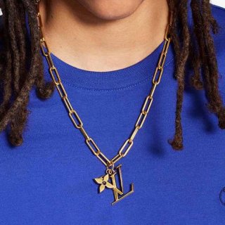 Very popular! Louis Vuitton LV logo necklace replica vup64583