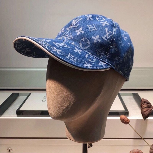 Very popular! ? Louis Vuitton cap replica newsboy cap hickory stripe vup98892