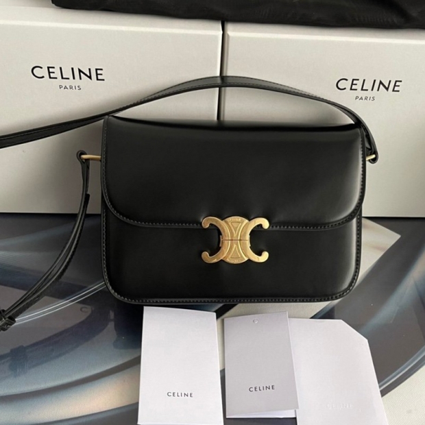 Domestic shipping ★ Celine shoulder bag replica Teen Triomphe bag Ceq10086