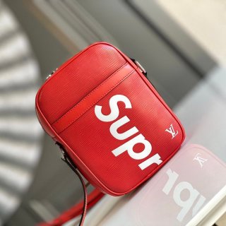 21-22AW New Supreme Louis Vuitton Shoulder Bag Replica Leather Danube PM Shoulder Bag Red vue71778