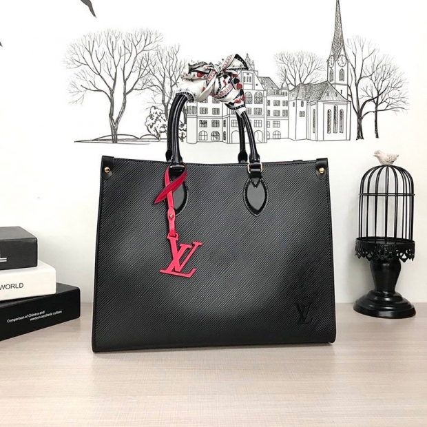 Stylish bag?Louis Vuitton On the Go MM Replica Tote Bag Epi M56080