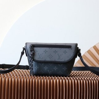Casual Style [Louis Vuitton] Wearable Wallet Replica M12806