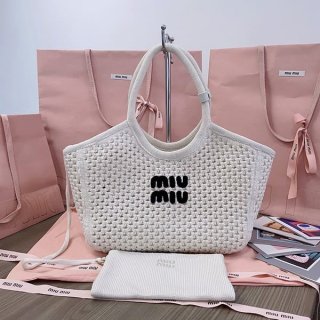 Love at first sight? Miu Miu Crochet handbag Crochet handbag replica myl85720