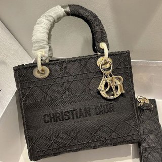 Super low price! Dior embroidered Cannage bag dem43535