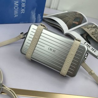 Dior x RIMOWA collaboration in the spotlight ☆ Personal clutch bag replica deh53344