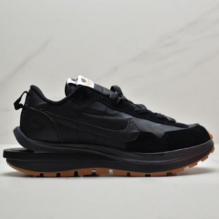 Love at first sight? Sacai x Nike Vapor Waffle Replica SP Black 384664-053