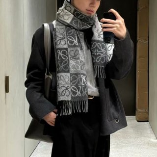 Loewe Scarf Replica Checkerboard Scarf (Wool & Cashmere) F810487X17