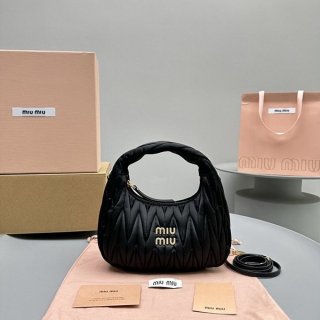 Miu Miu Replica Wonder Matelasse Recycled Nylon Shoulder Bag myt91868