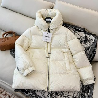 Love at first sight? Max Mara technical knockoff down jacket mao20195