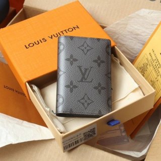 Louis Vuitton Organizer De Poche M30837, loved by many celebrities