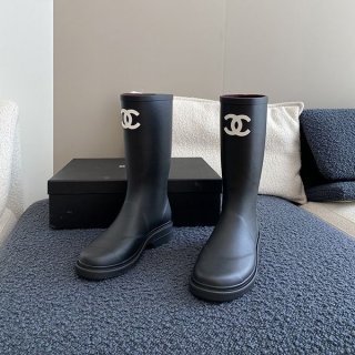 Eye-catching color Chanel long rain boots replica shx46462
