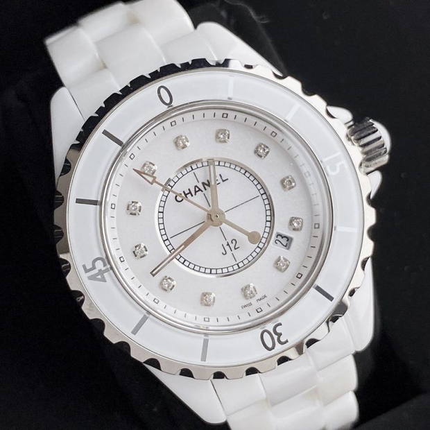 Hard to find Chanel knockoff J12 38 shn60535