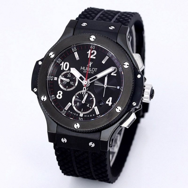 Rare color Hublot replica watch Big Bang 301.PX.130.RX hun93463