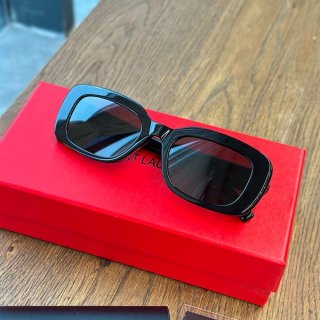 Hard to find Saint Laurent rectangular sunglasses at bargain prices 758476Y99561000