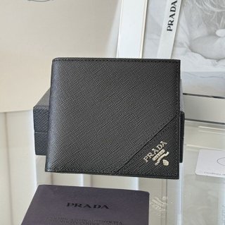 A classy accent for special occasions ☆ Prada ☆ Logo Wallet Copy puz10989