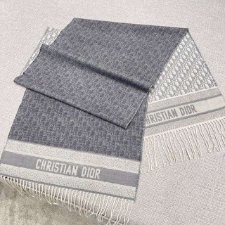An eye-catching piece! Dior Oblique Cashmere Stole Replica dex05400