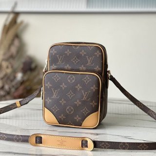 Classic Louis Vuitton Amazon Sling Bag Replica vuf88392