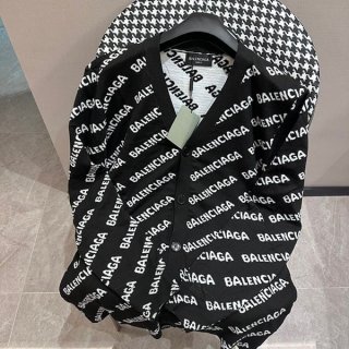 Boutique Balenciaga All-Over Logo Jacquard Cardigan Replica 719649T1660