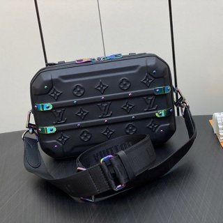 Attention ★ Louis Vuitton Future Trunk Replica M21935