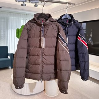 Moncler SOLAYAN Short Down Jacket Replica 2 Colors