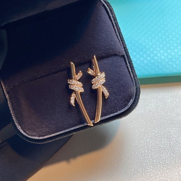 Rare color Tiffany Knot earrings 18K diamond fake Tik30864