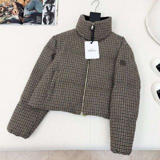 Moncler Replica Seboune Applique Check Down Jacket J20931A