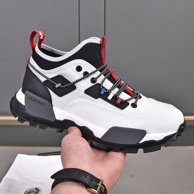 Moncler replica Boulderise sneakers not available in Japan mou28221