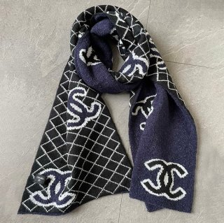 Sold out Chanel Replica Coco Mark Reversible Scarf shf20587