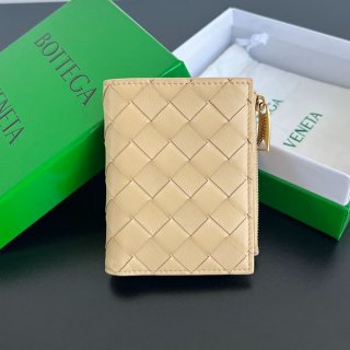 Very popular! Bottega Veneta Small Intre Bi-fold Zipper Wallet Replica boe24592