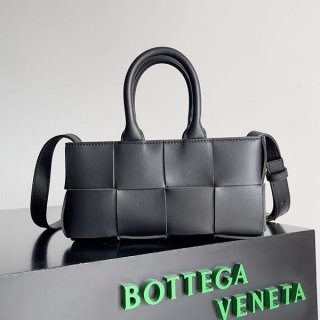 ★Japan!! Popular! Bottega Veneta Mini East West Arco Tote Bag Replica bor79019